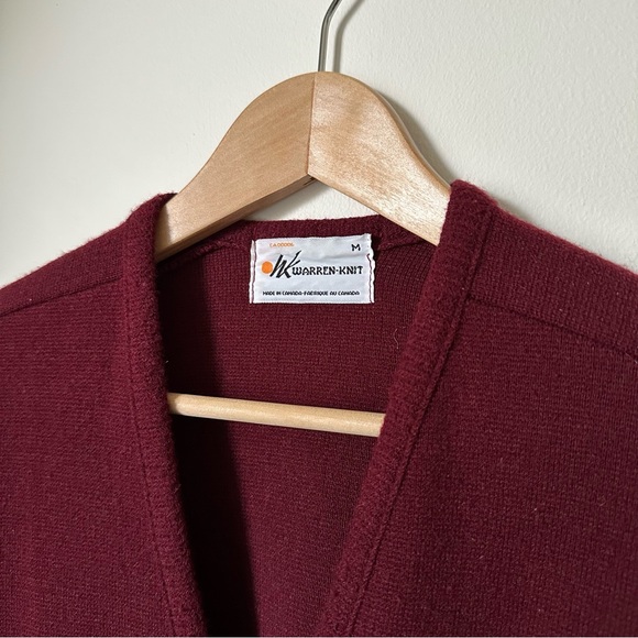 VINTAGE WARREN KNIT MAROON BUTTON DOWN CARDIGAN - Picture 3 of 7